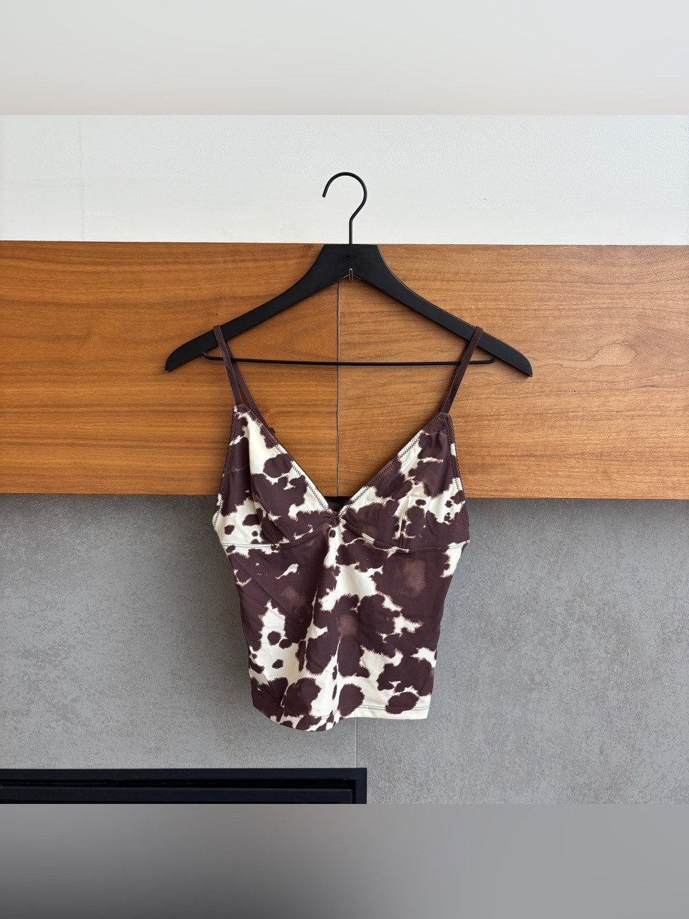 NWT ANWND Leopard Top, Size L